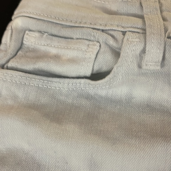 Old Navy Denim Bleached Cuffed Shorts - Size 8 - Picture 2 of 8